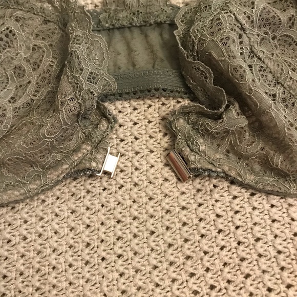 Bralette with underwire in size 32C - Worn - Picture 3 of 3